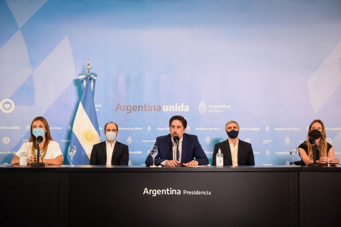 Según Nicolás Trotta. se buscará llegar a los 180 días de clases utilizando una educación mixta. 